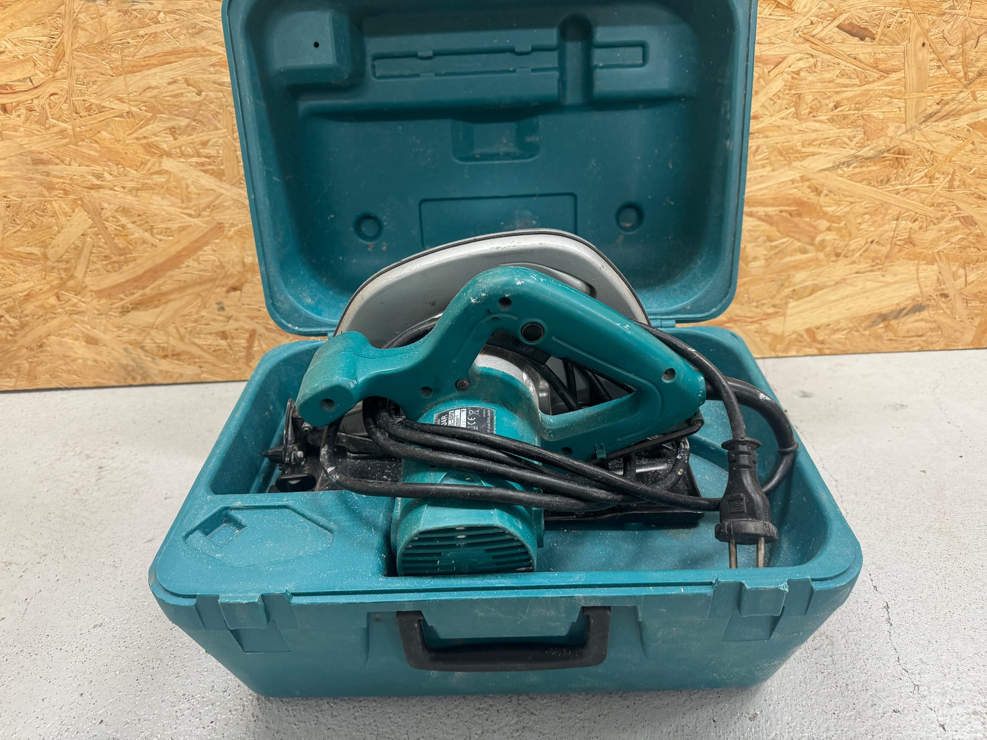 Makita 190mm pyörösaha